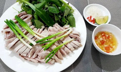 Luộc dạ dày chỉ bỏ nước là dại: Thả thêm thứ này món ăn trắng tinh giòn sần sật