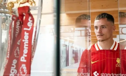 Chuyển nhượng Premier League: Chi hơn 1 tỷ bảng, vượt Serie A và La Liga cộng lại