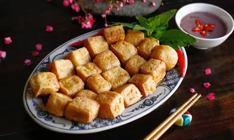 Rán đậu cứ thêm 1 bước, đậu vàng giòn, không lo dính chảo