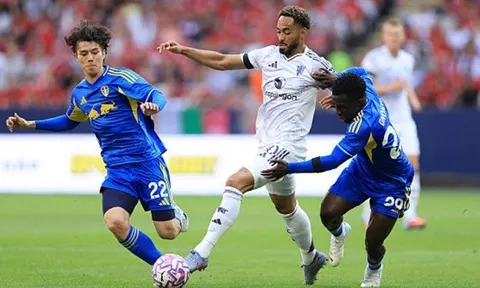 Trình làng tân binh, MU hòa đáng tiếc với Leeds