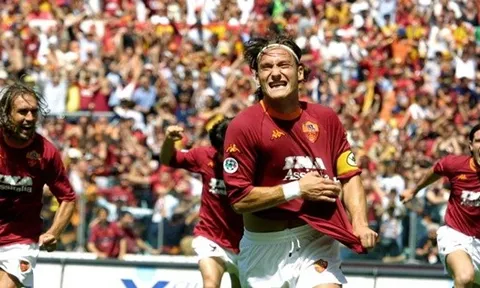 Lịch sử Câu lạc bộ AS Roma: Màu áo bã trầu và nơi tình yêu lớn hơn danh hiệu