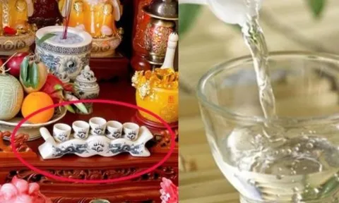 Đặt nước cúng trên bàn thờ ngày mùng 1: Nên dùng nước lã hay nước sôi mới đúng?