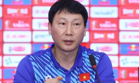 HLV Kim Sang-sik hài lòng khi U23 Việt Nam vào chung kết, sẵn sàng đấu Indonesia hoặc Thái Lan