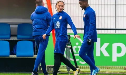 Đội hình Chelsea mạnh lên ra sao với Xavi Simons và Jorrel Hato?
