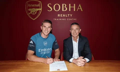 CHÍNH THỨC: Arsenal công bố bom tấn Gyokeres