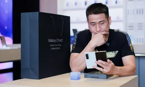 Galaxy Z Fold7 & Z Flip7 khiến người dùng lần đầu “rời bỏ” điện thoại phẳng không hối tiếc