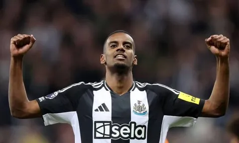 Liverpool chuẩn bị gửi đề nghị kỷ lục cho Isak sau khi bán Luis Diaz