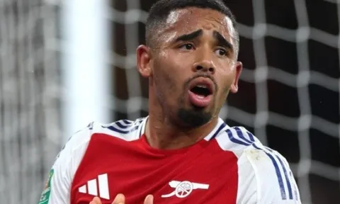 NÓNG: Fabrizio Romano bác bỏ tin đồn quan trọng về Gabriel Jesus