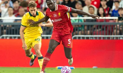 Konate sẵn sàng cùng Liverpool chinh phục thử thách Ngoại hạng Anh