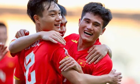 U23 Việt Nam chơi trận cầu mẫu mực tại Bung Karno
