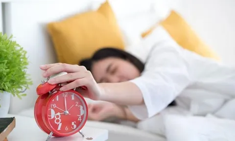 Ngủ nhiều hay thiếu ngủ sẽ gây hại hơn cho cơ thể?