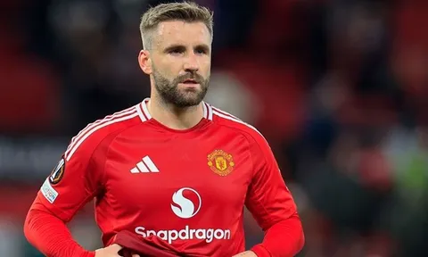 Man Utd lột xác, Luke Shaw tiết lộ 'bàn tay sắt' của HLV Amorim