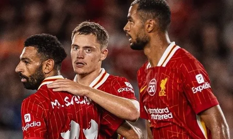 Wirtz tỏa sáng, Liverpool ngược dòng đánh bại Marinos