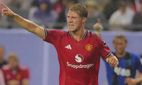 Hojlund mở màn, lớp trẻ bùng nổ: Man United vùi dập Bournemouth 4-1
