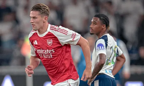 Fan Arsenal nói gì về Viktor Gyokeres sau 20 phút thi đấu?
