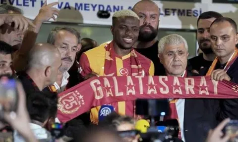 CHÍNH THỨC! Galatasaray chiêu mộ Victor Osimhen với mức giá kỷ lục