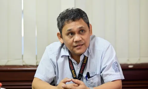 Chuyên gia Indonesia: HLV Kim Sang-sik đã bắt bài Vanenburg