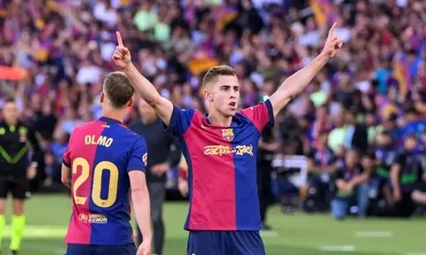 Quan tâm Fermin Lopez, Man City nhận "gáo nước lạnh" từ Hansi Flick