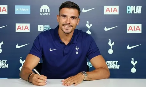 CHÍNH THỨC! Palhinha trở lại Ngoại hạng Anh khoác áo Tottenham