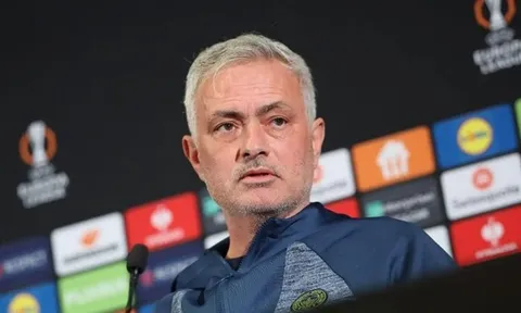 Man United bật đèn xanh, Mourinho quyết tâm chiêu mộ Garnacho