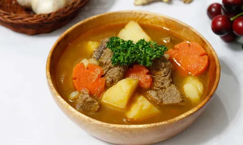 Thả thứ này vào nấu thịt bò sốt vang ngon