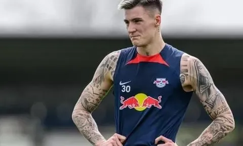 Sesko chờ Man United, Leipzig xác nhận anh tập riêng