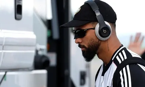 Douglas Luiz gây khó cho Juventus, tương lai ở Ngoại hạng Anh vẫn bỏ ngỏ