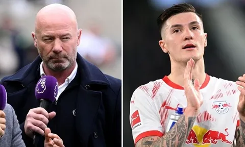 Để vuột mất Sesko vào tay MU, Shearer chỉ ra 2 tiền đạo Newcastle phải mua