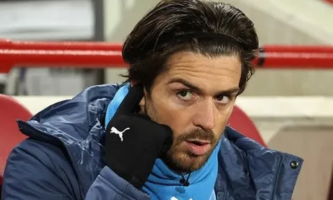 Tương lai Jack Grealish tại Man City chỉ còn tính từng ngày