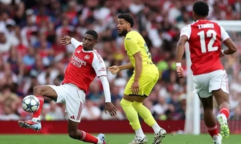 Thất bại không đáng lo, Arsenal tìm thấy "báu vật" đa năng Mosquera
