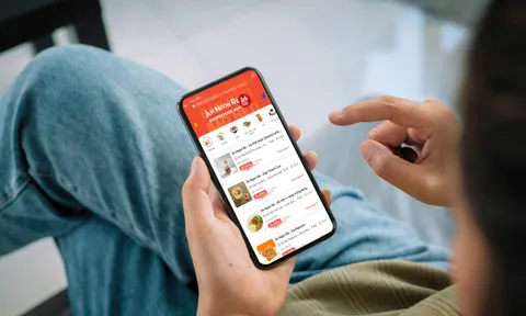 ShopeeFood 8.8 “chốt hạ” mùa hè với loạt món ngon 15.000 đồng, deal chồng deal, voucher giảm đến 50%