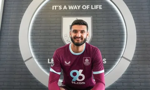 CHÍNH THỨC: Chelsea bán đứt Armando Broja cho tân binh Ngoại hạng Anh