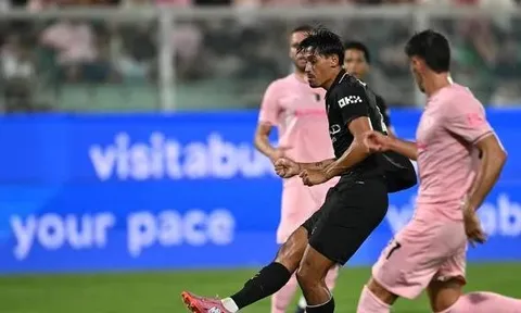 Guardiola khen Reijnders đặc biệt sau cú đúp vào lưới Palermo
