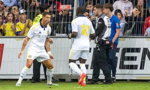 Ronaldo lập cú đúp, Al Nassr vẫn thua Almeria trong trận giao hữu