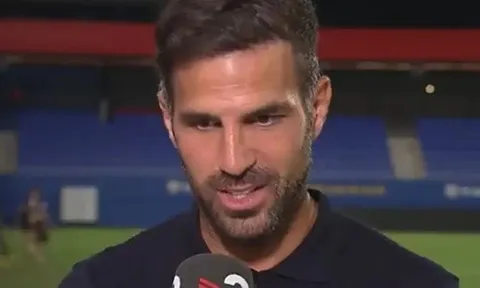 Fabregas: Suốt cả năm qua, Como chưa gặp đối thủ nào ở đẳng cấp của Barcelona
