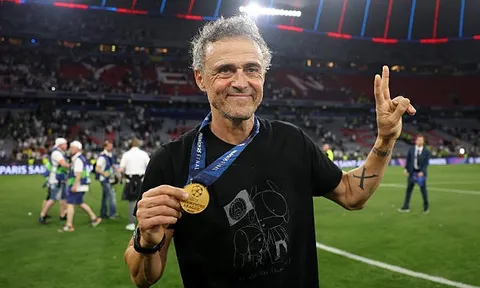 Canh bạc 200 triệu euro và chiến lược hai mặt của PSG