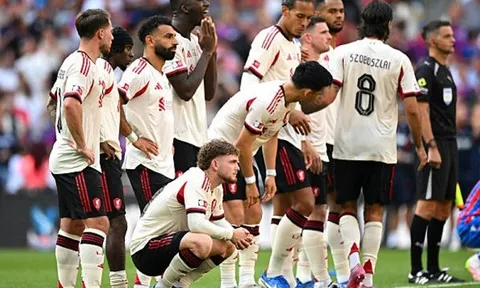 Thống kê nói gì khi Liverpool thua Crystal Palace?