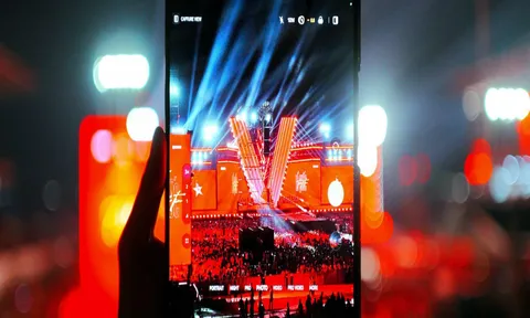 Gập mở khoảnh khắc tự hào dân tộc cùng Galaxy Z Fold7 tại đêm “concert Quốc gia”