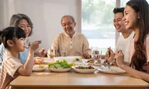 Tiêu chuẩn bà mẹ chồng lý tưởng: 4 điều vàng, nàng dâu được 2 đã may mắn cả đời