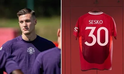 NÓNG! Sesko chọn áo số 30 ở Manchester United