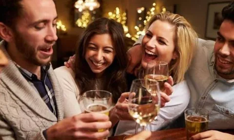 Bí mật giàu có: Chỉ cần dứt bỏ 3 mối quan hệ này, cuộc đời bạn sẽ sang trang