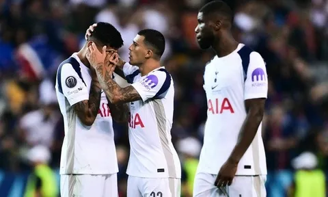 Thomas Frank và bài toán bản lĩnh sau thất bại của Tottenham trước PSG