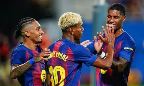 Barca “mở khóa” Joan Garcia, chạy nước rút với Rashford trước giờ G