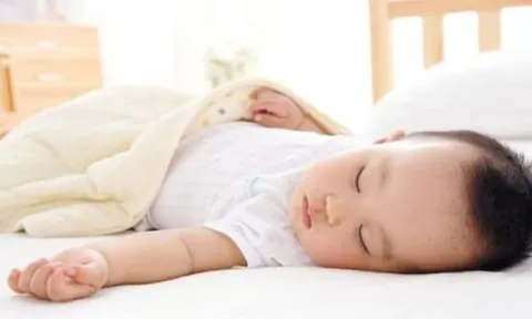 Trẻ đầu tròn hay đầu bẹt thông minh hơn? Bác sĩ tiết lộ: Đứa trẻ IQ cao đều có 2 đặc điểm chung