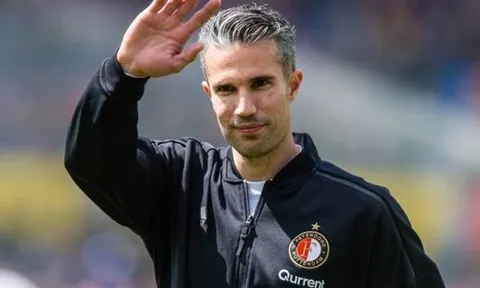 Feyenoord ngược dòng ngoạn mục, Van Persie thắng trận thứ 2 tại Eredivisie