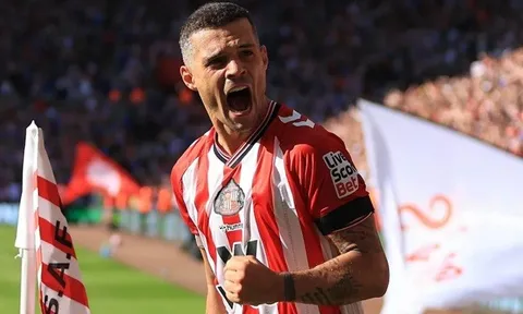 Màn tái xuất Ngoại hạng Anh hoàn hảo của Sunderland