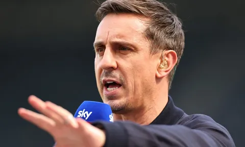 Thua Arsenal, Gary Neville tiến cử 2 tân binh cho Man Utd