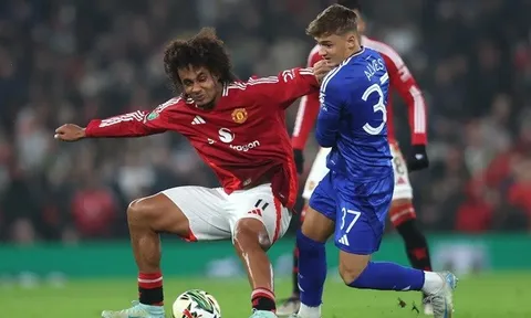 Lukaku chấn thương, Conte coi Zirkzee là mục tiêu số 1