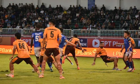 CĐV HAGL bi quan về tương lai trụ hạng sau thất bại ở vòng 1 V-League