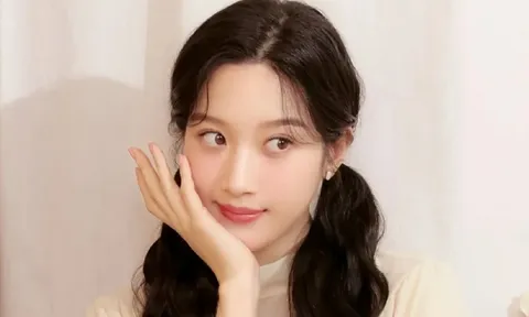 7 kiểu tóc xinh yêu sành điệu của Moon Ga Young